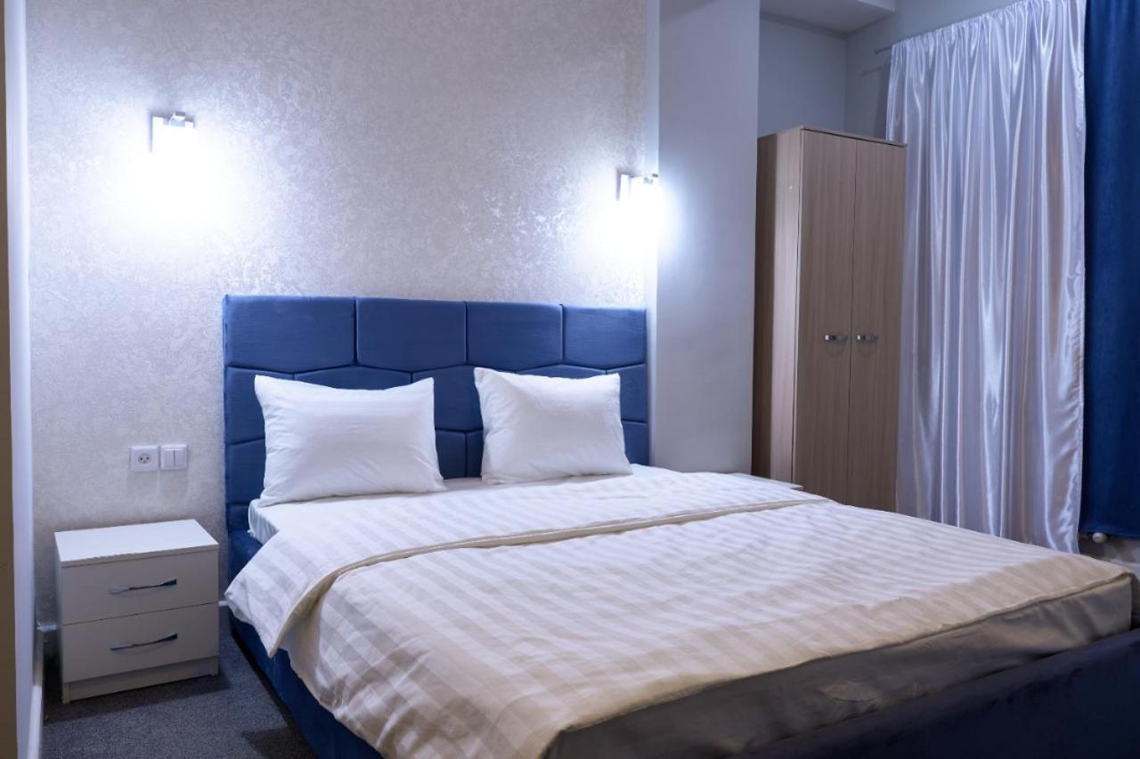 Montana Hotel Almaty Extérieur photo